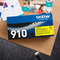 Brother TN-910Y cartuccia toner 1 pz Originale Giallo