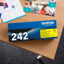 Brother TN-242Y cartuccia toner 1 pz Originale Giallo