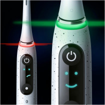 Braun iO Series 10 Adulto Spazzolino rotante-oscillante Bianco, Spazzolino da denti elettrico