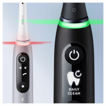 Braun iO Series 6 Adulto Spazzolino rotante Nero, Spazzolino da denti elettrico